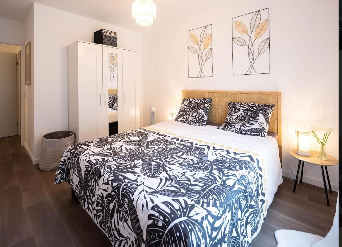 Sejour Unique A Pierrefitte Apartment Bagian luar foto